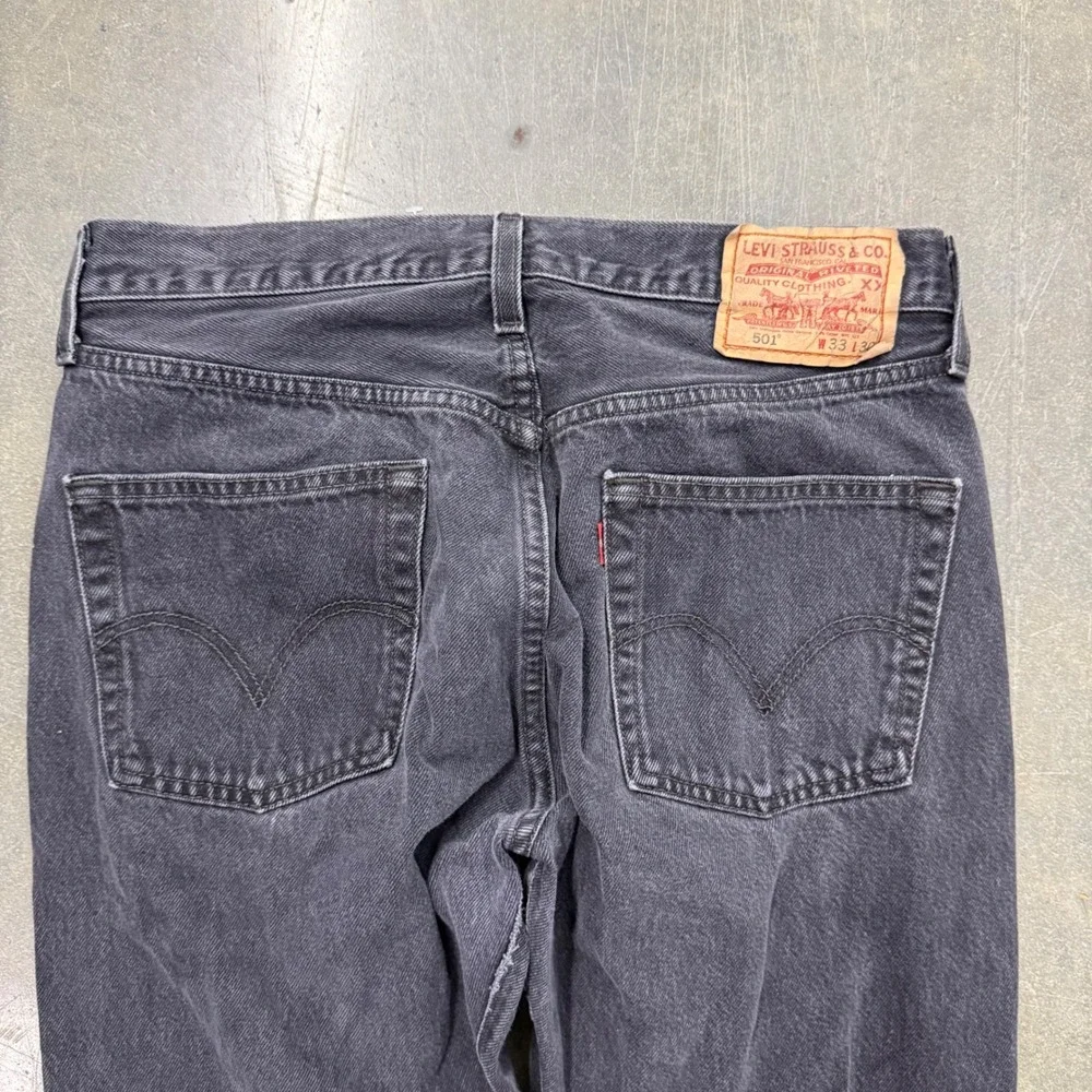 Vintage Levis 501 Black Denim Jeans Mens 33x30 Straight Leg Button Fly Faded